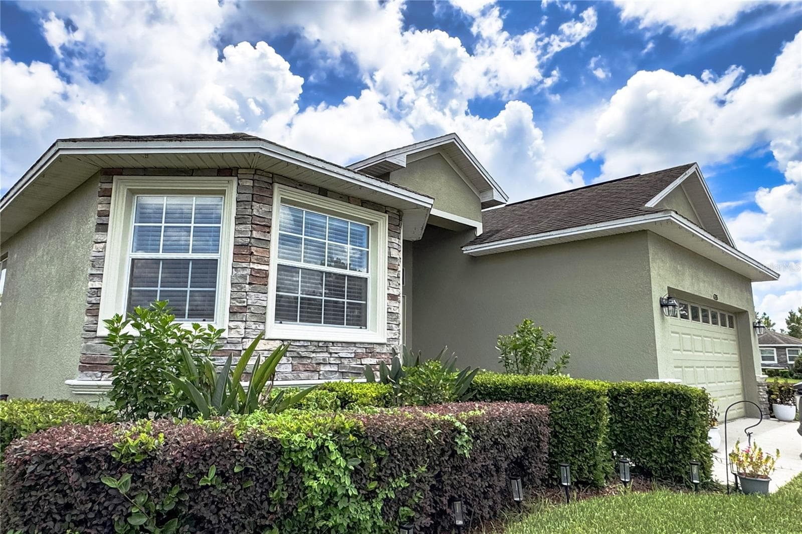 Single Family Residence at 6335 SILVER LEAF LN, LAKELAND, photo 5 of 37