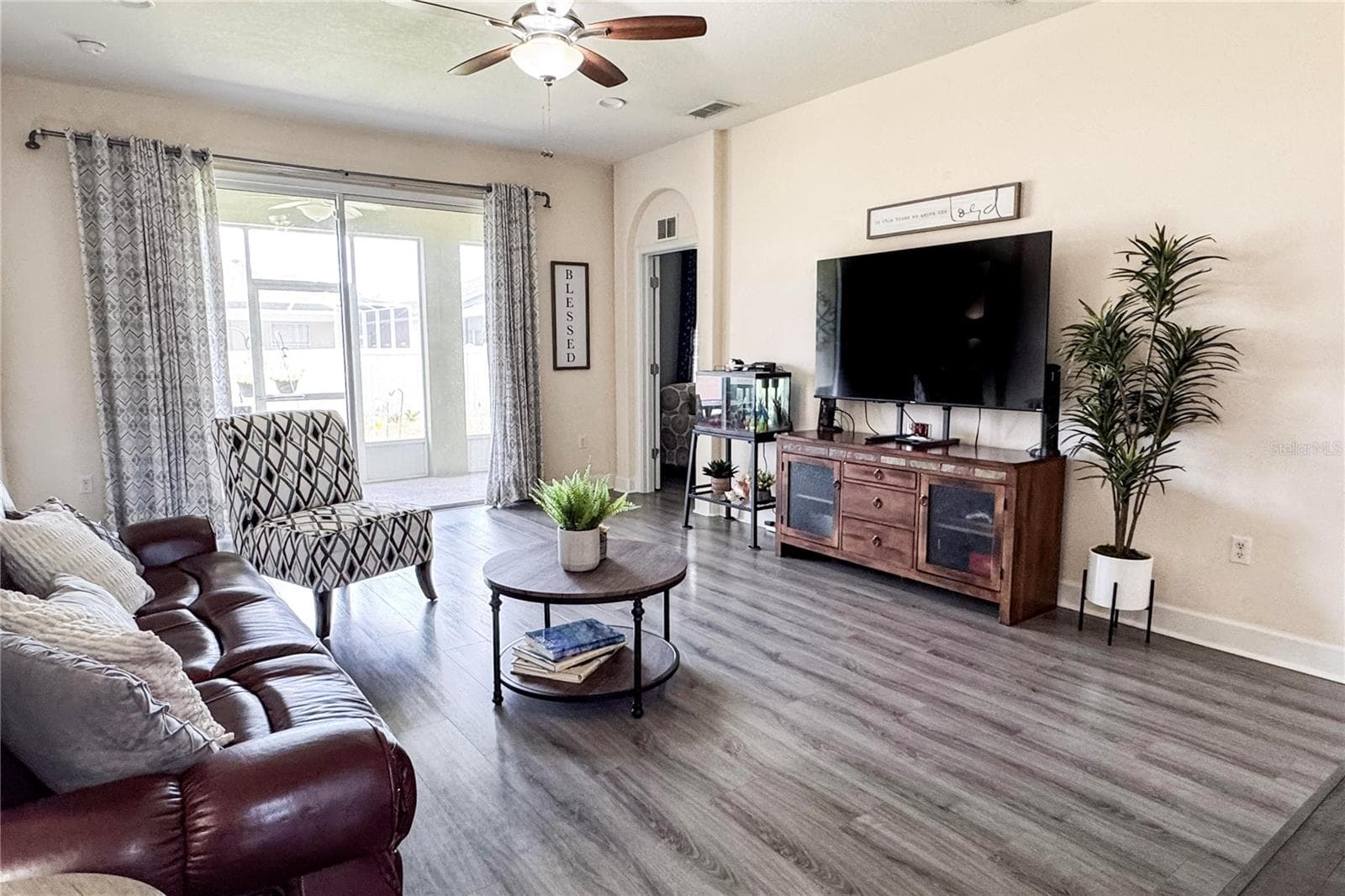Single Family Residence at 6335 SILVER LEAF LN, LAKELAND, photo 15 of 37