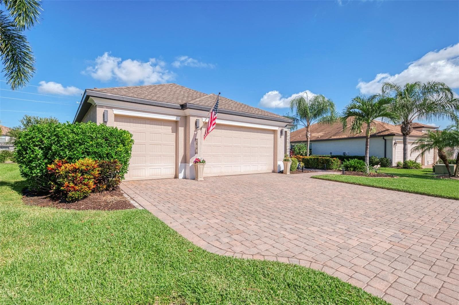 Single Family Residence at 708 ROSEMARY CIR, BRADENTON, photo 9 of 93