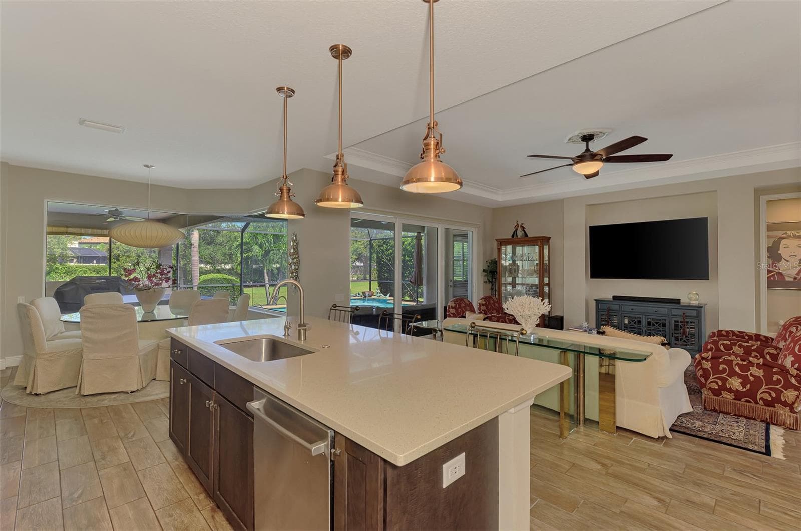 Single Family Residence at 708 ROSEMARY CIR, BRADENTON, photo 23 of 93