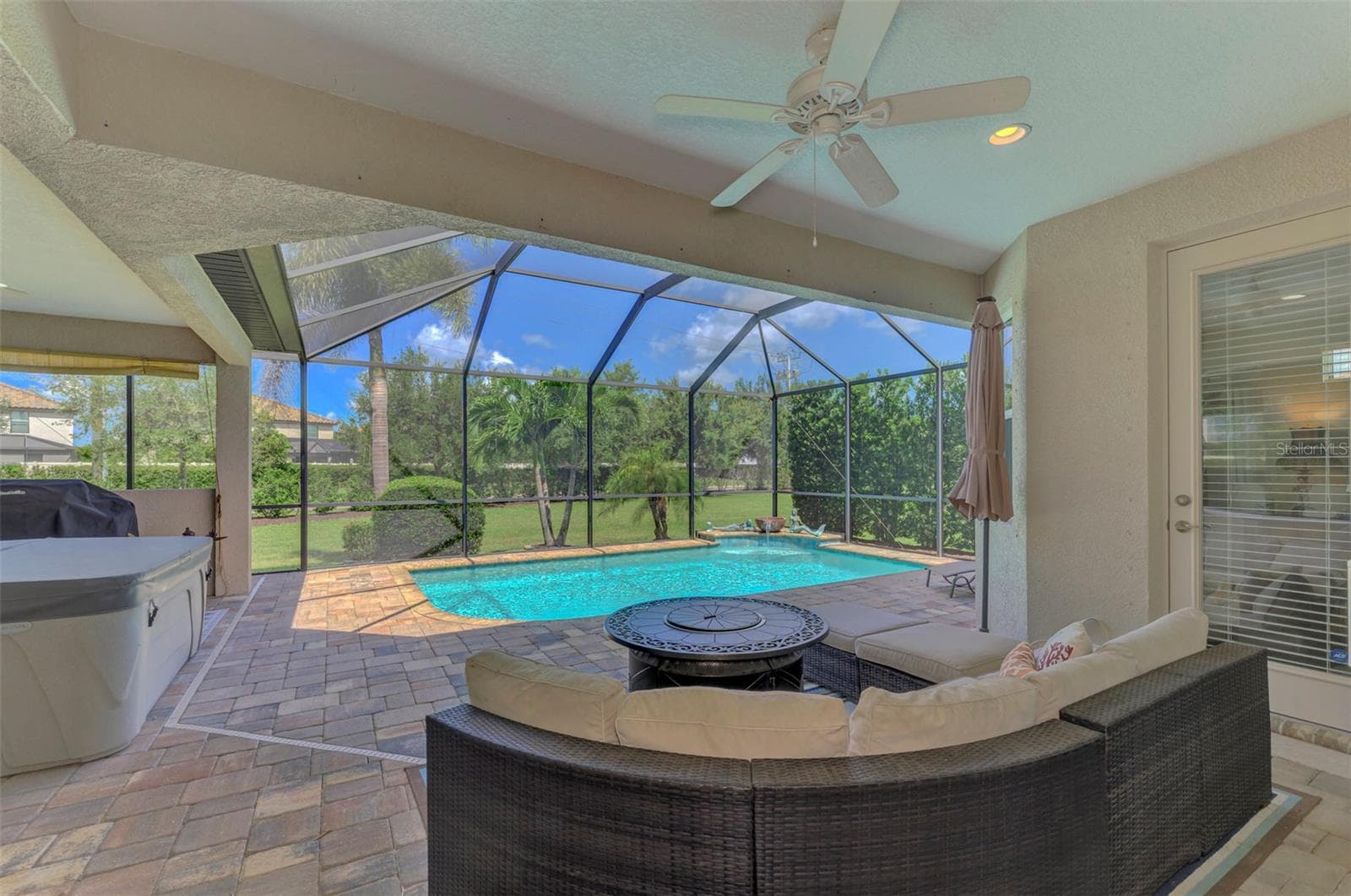 Single Family Residence at 708 ROSEMARY CIR, BRADENTON, photo 43 of 93