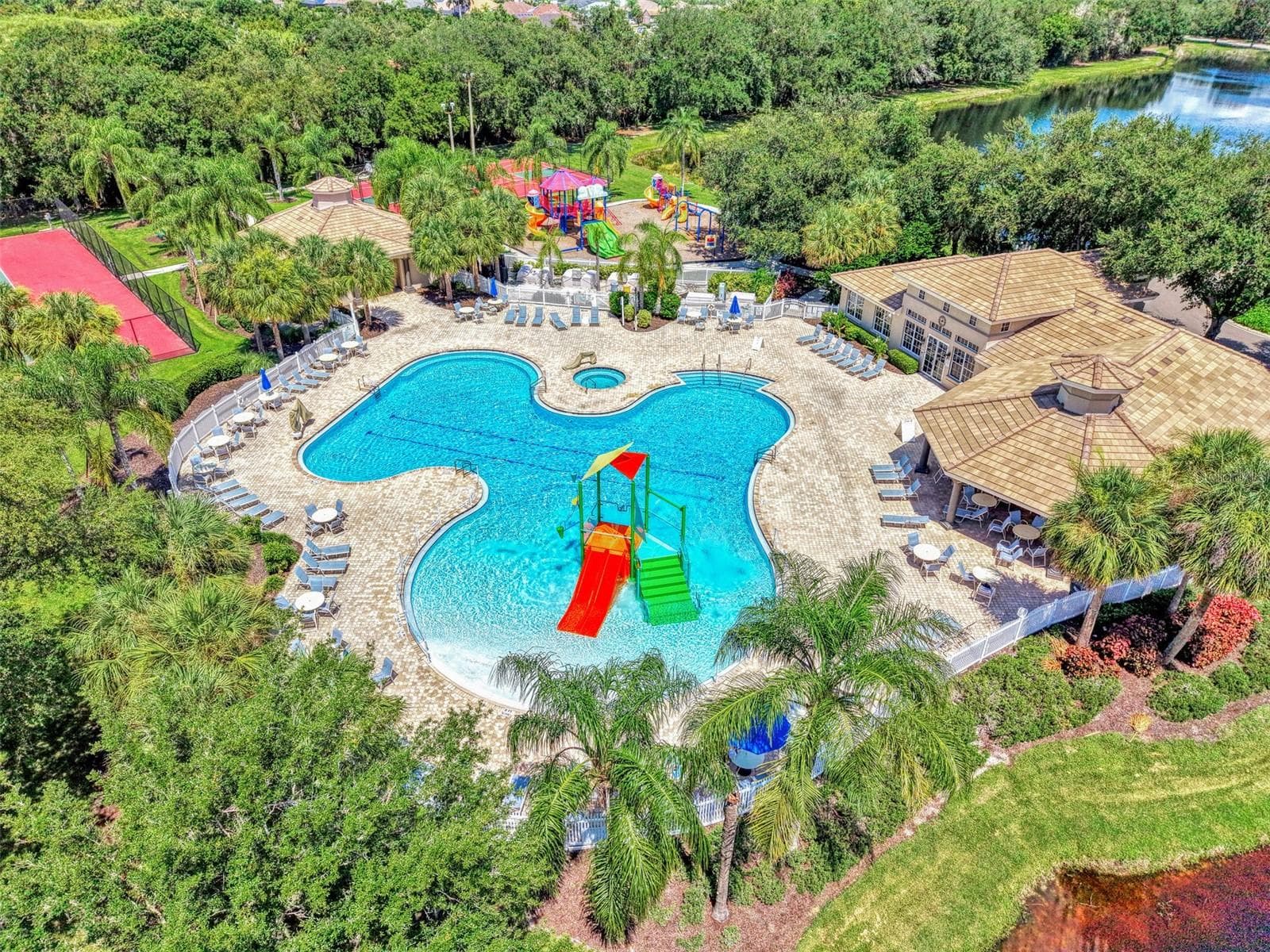 Single Family Residence at 708 ROSEMARY CIR, BRADENTON, photo 67 of 93