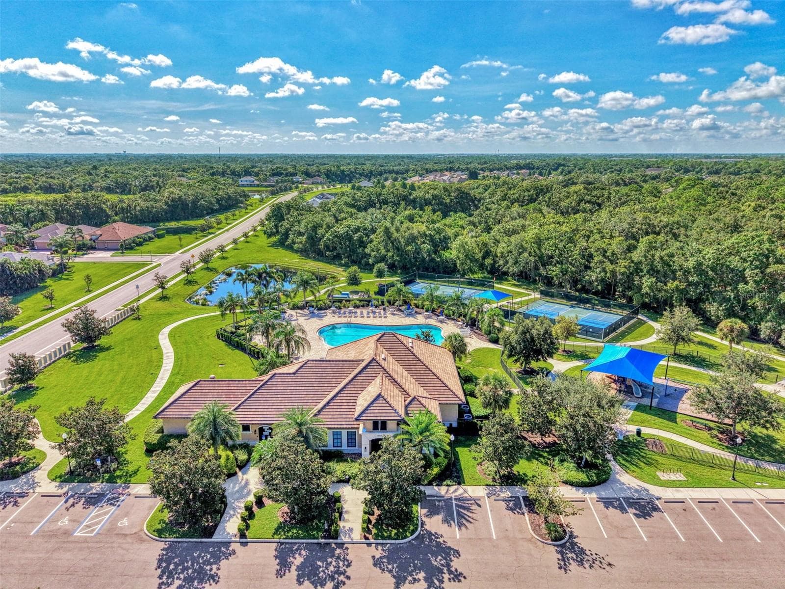 Single Family Residence at 708 ROSEMARY CIR, BRADENTON, photo 86 of 93