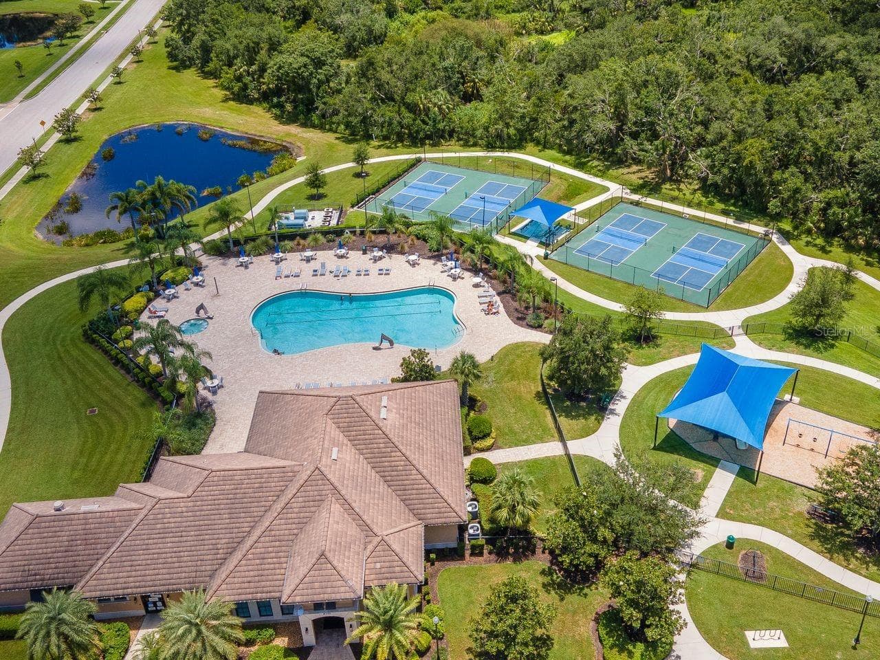 Single Family Residence at 708 ROSEMARY CIR, BRADENTON, photo 91 of 93