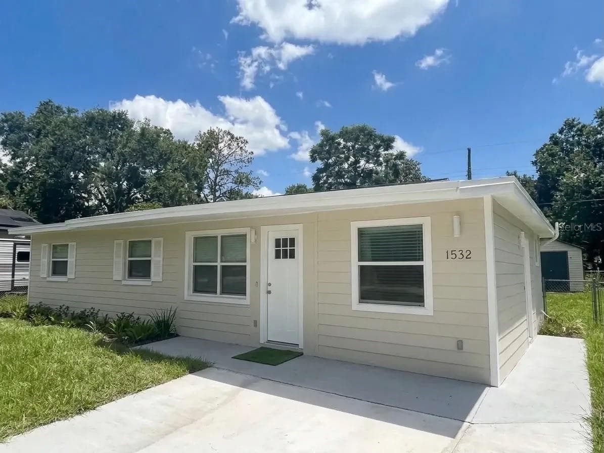 Single Family Residence at 1532 E VOTAW RD, APOPKA, photo 3 of 43