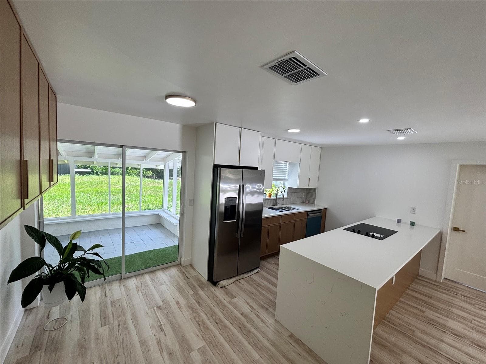 Single Family Residence at 1532 E VOTAW RD, APOPKA, photo 12 of 43