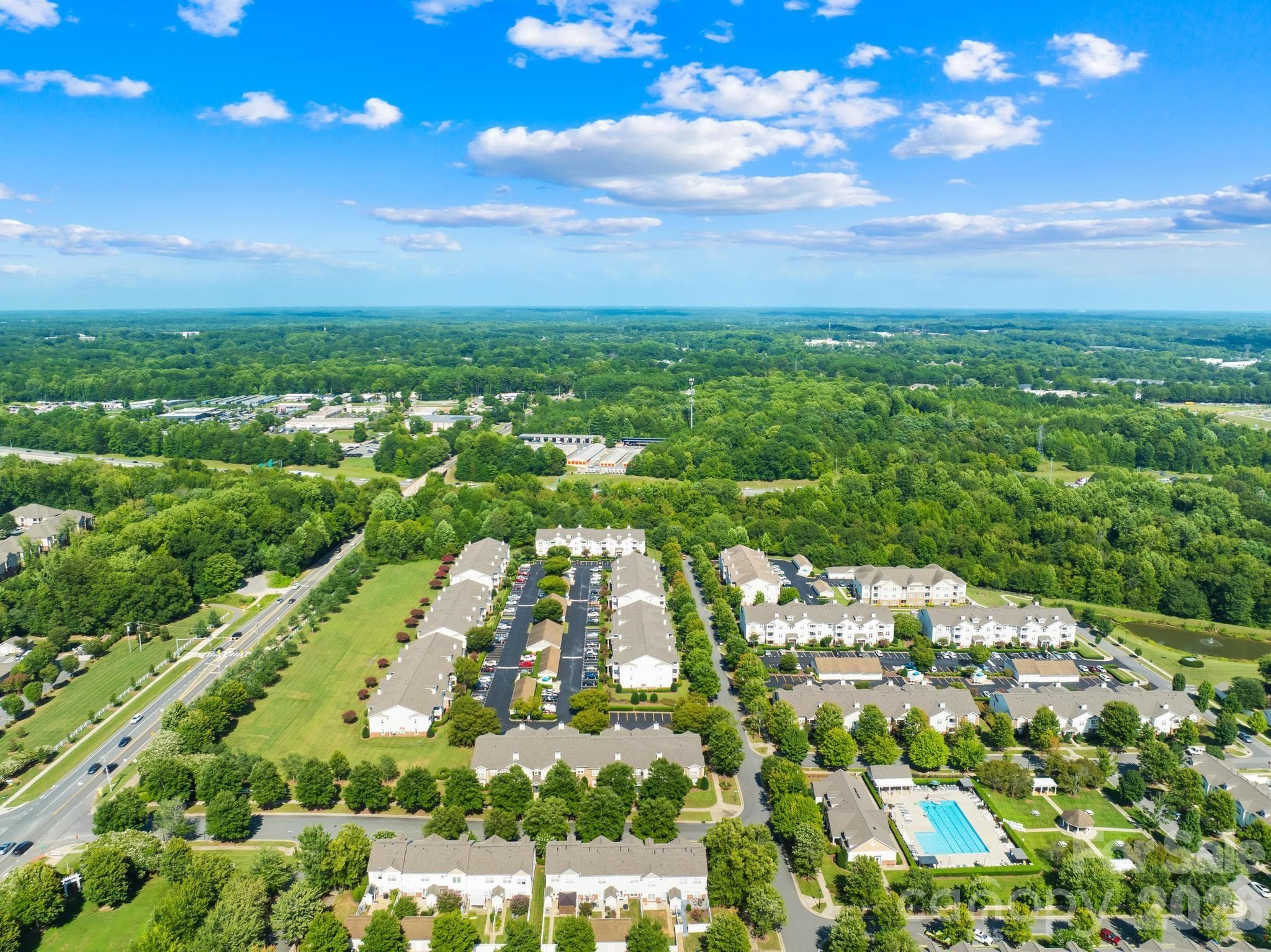 Condominium at 19747 Deer Valley Drive, Cornelius, photo 32 of 34