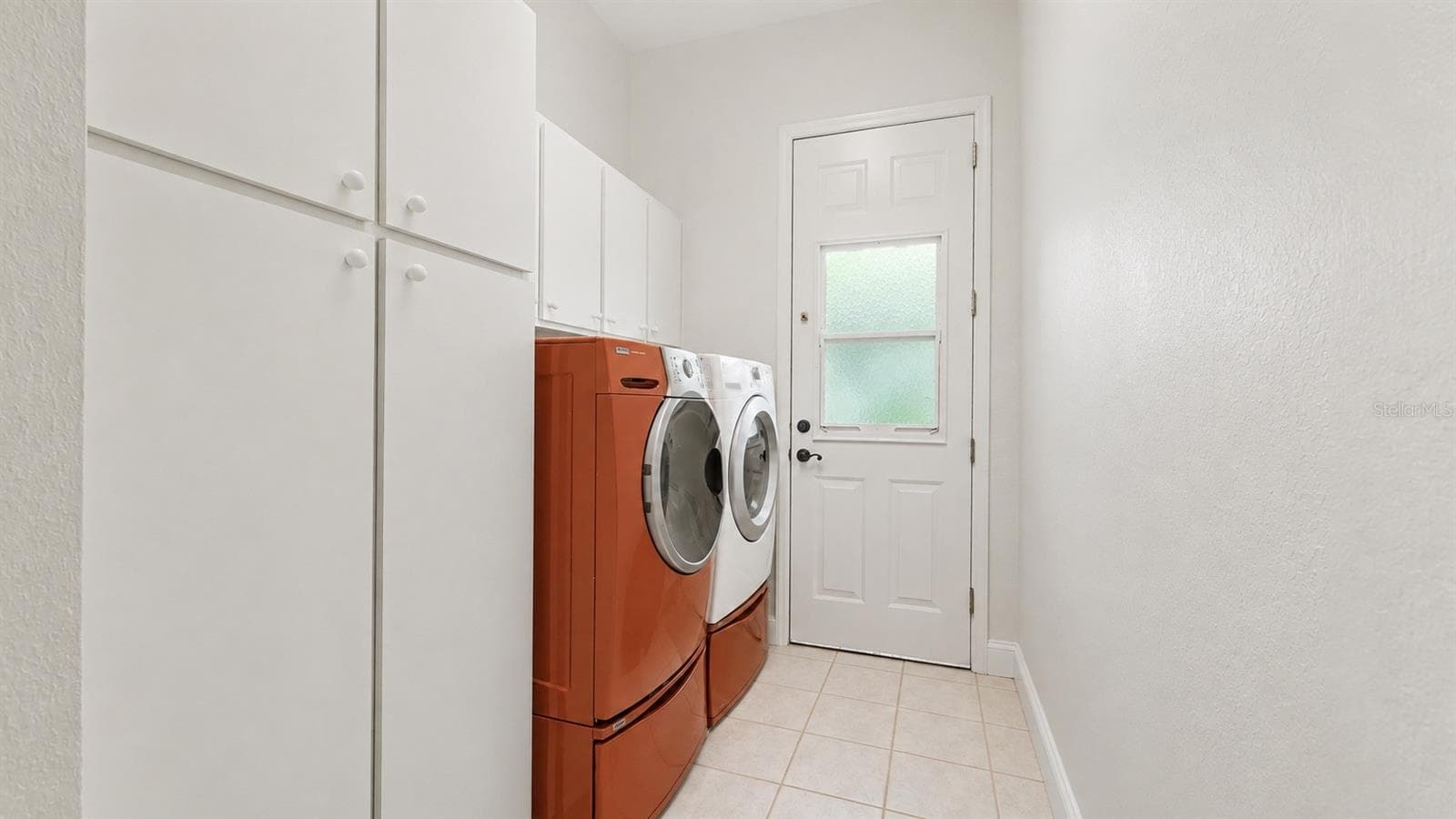 Laundry Room - 1230 MOTORCOACH DR, POLK CITY