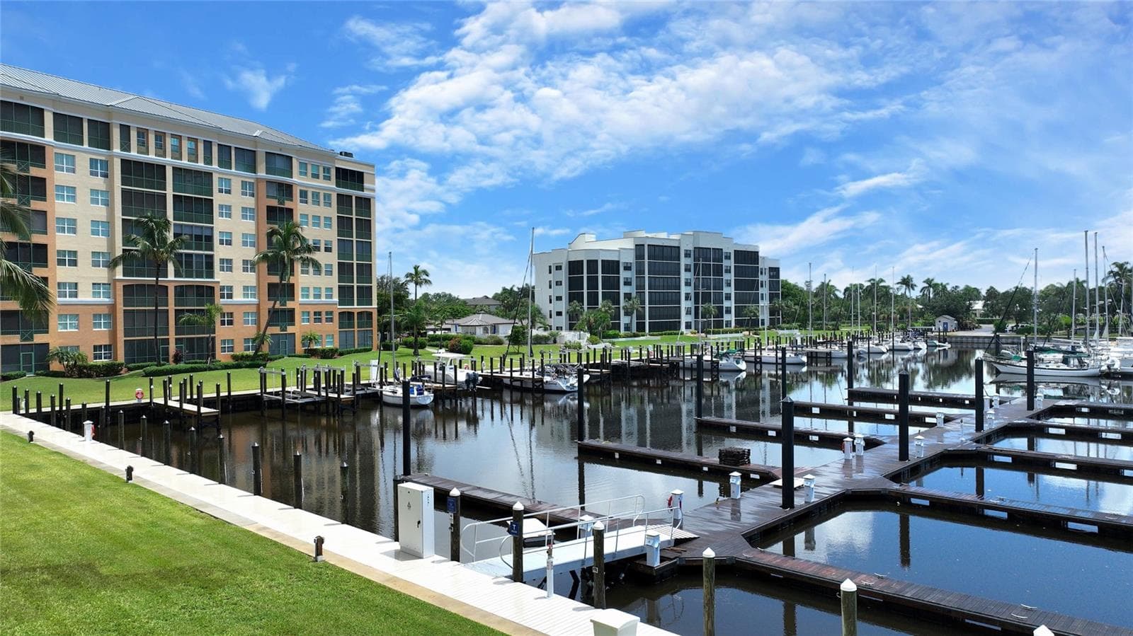 Condominium at 2060 MATECUMBE KEY RD #2402, PUNTA GORDA, photo 3 of 38