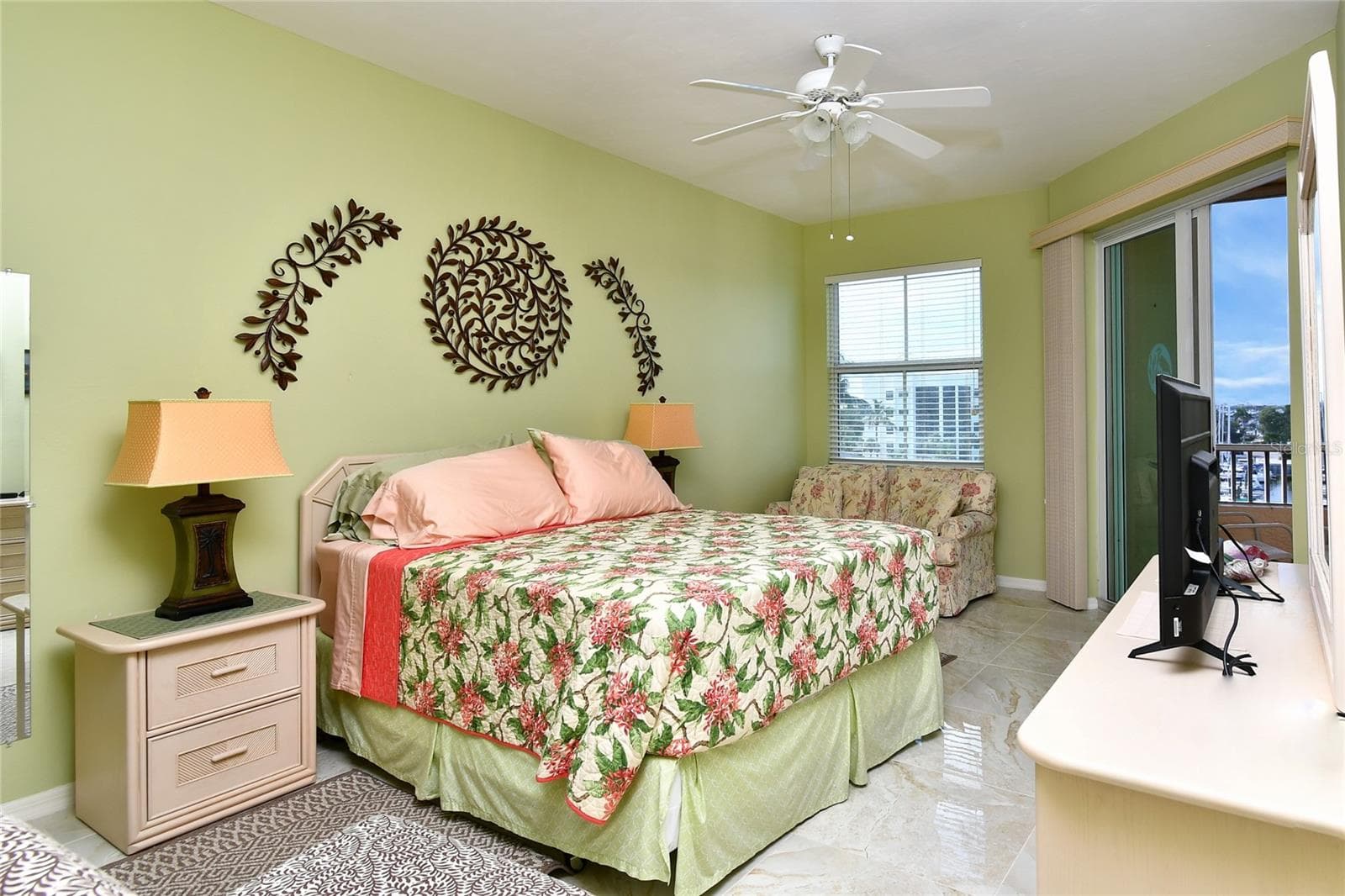 Condominium at 2060 MATECUMBE KEY RD #2402, PUNTA GORDA, photo 13 of 38