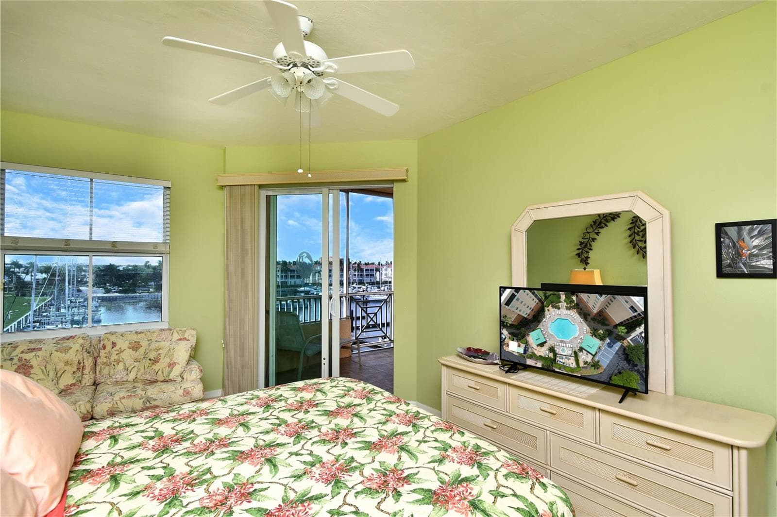 Condominium at 2060 MATECUMBE KEY RD #2402, PUNTA GORDA, photo 14 of 38