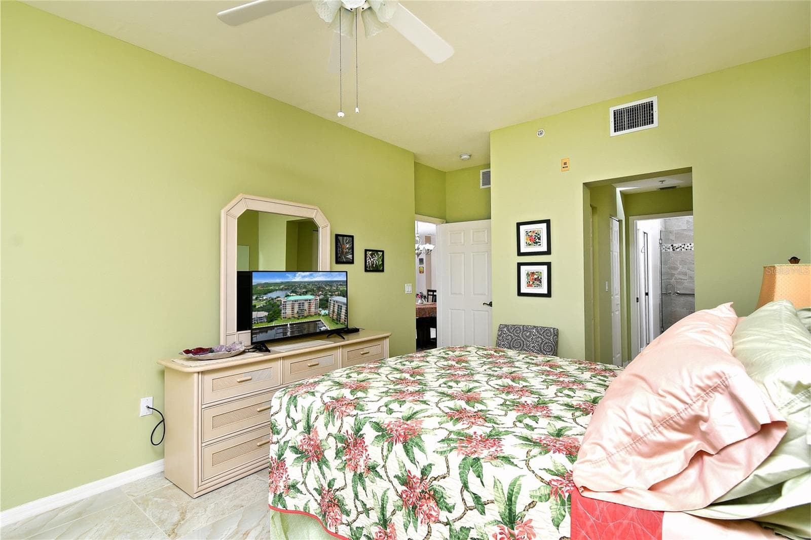 Condominium at 2060 MATECUMBE KEY RD #2402, PUNTA GORDA, photo 15 of 38