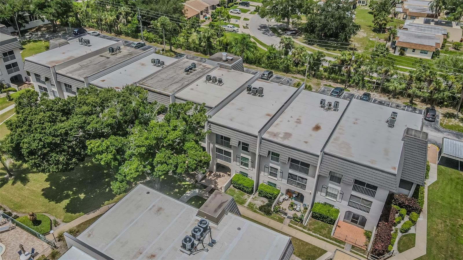 Condominium at 8765 BARDMOOR BLVD #304, SEMINOLE, photo 8 of 27