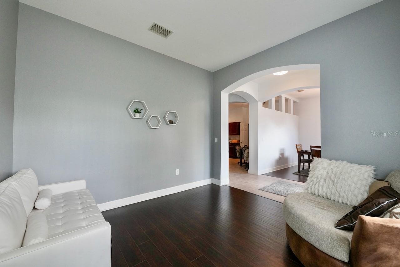 Single Family Residence at 5683 BRACKENWOOD DR, SPRING HILL, photo 6 of 49