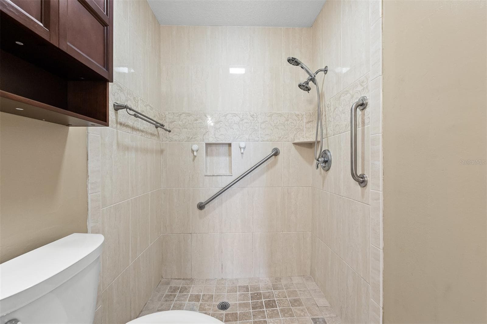 Primary shower - 145 MAYFAIR CT #145, SANFORD