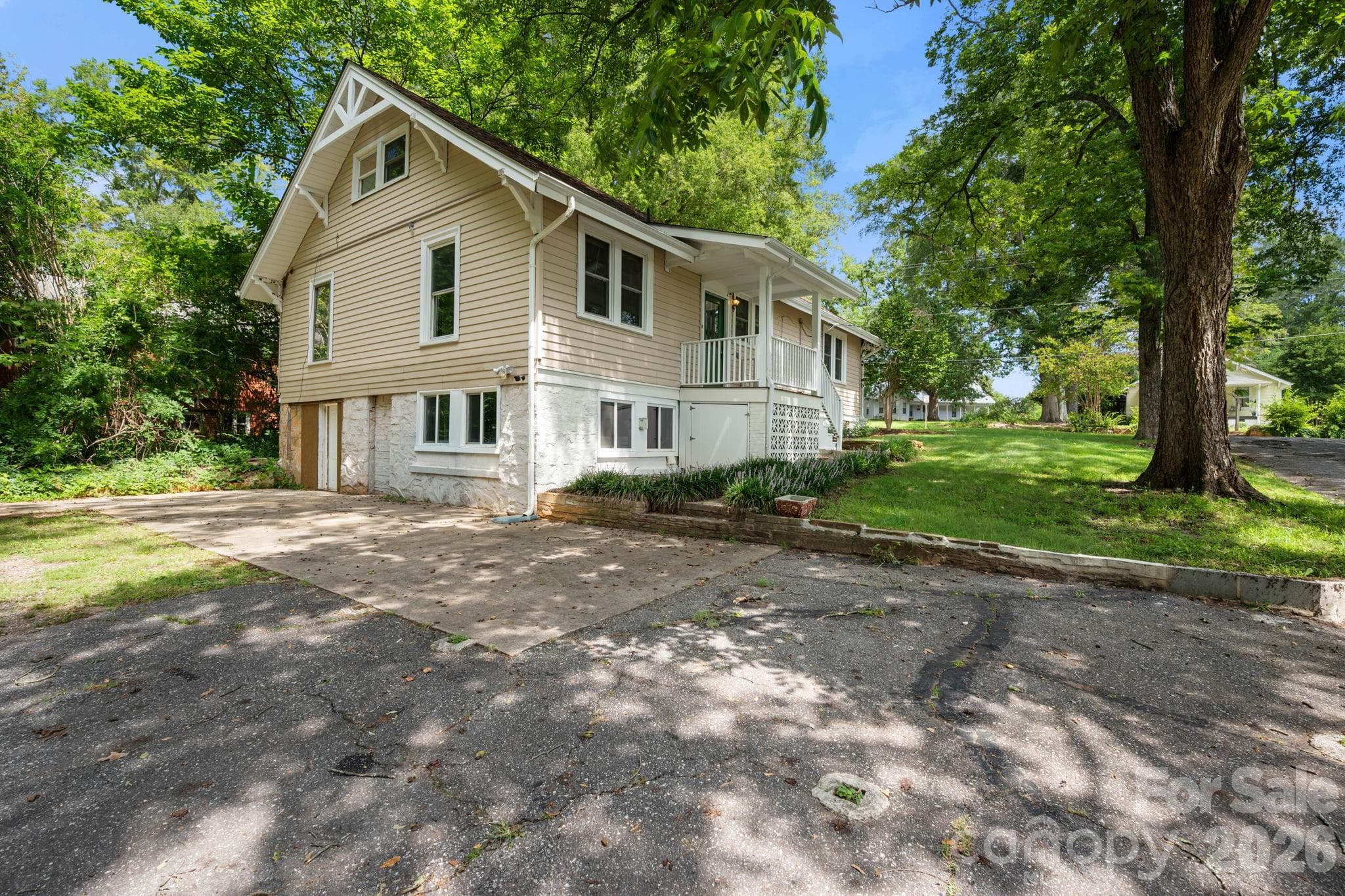 Single Family Residence at 441 8th Avenue Drive NW, Hickory, photo 36 of 45