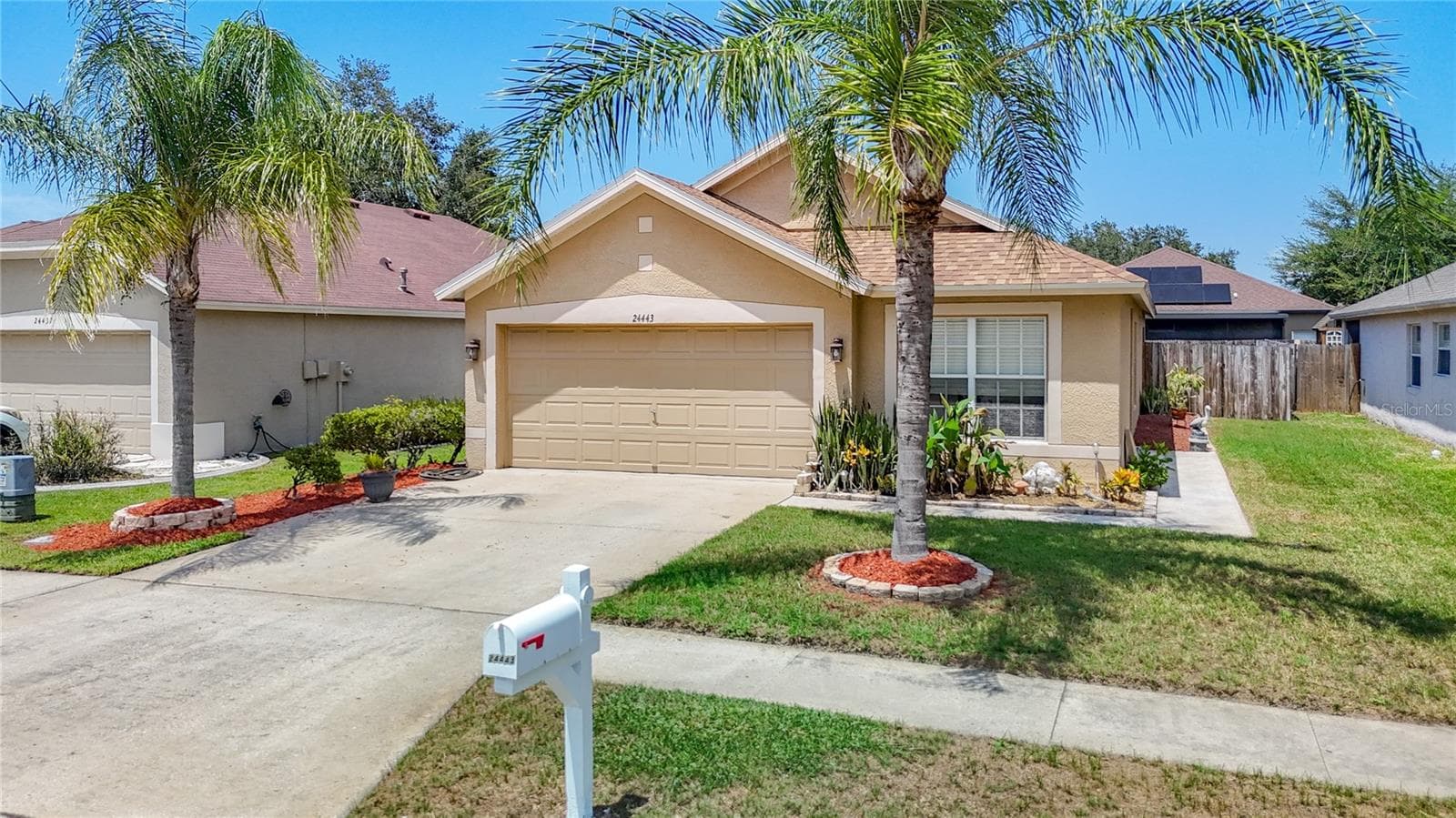 Single Family Residence at 24443 SUMMER WIND CT, LUTZ, photo 5 of 40