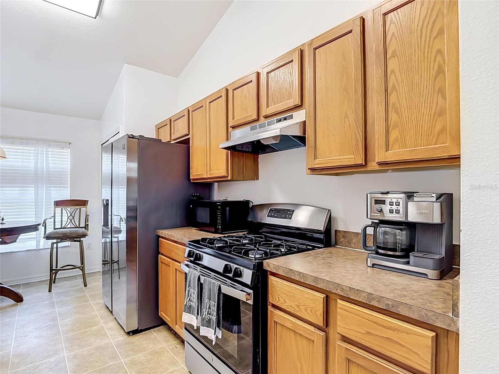 Single Family Residence at 24443 SUMMER WIND CT, LUTZ, photo 13 of 40