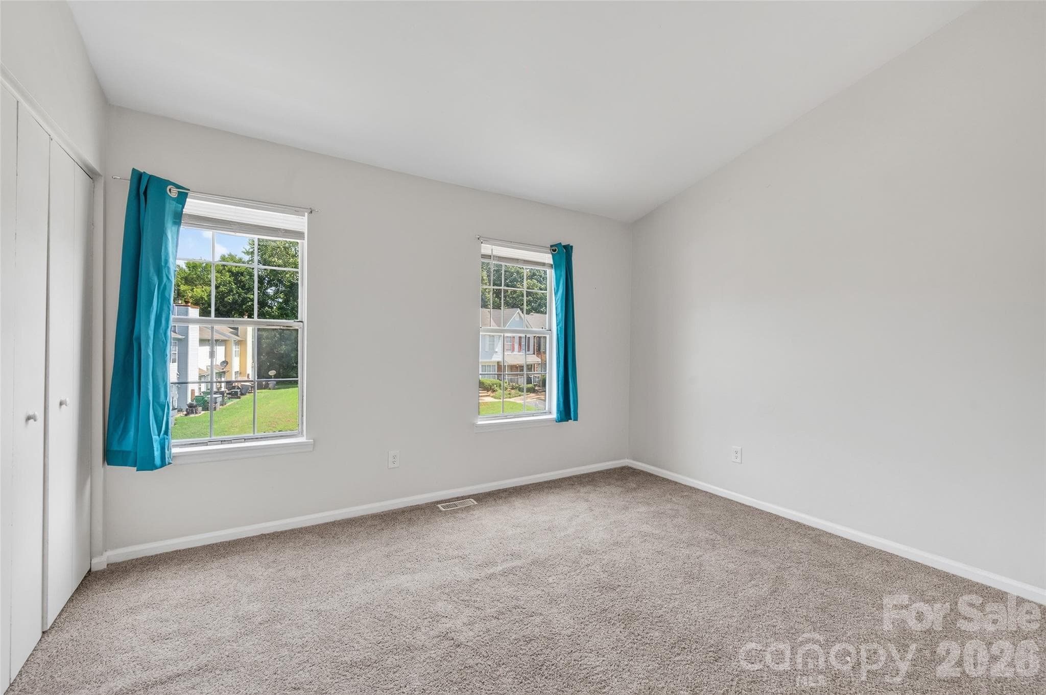Condominium at 6216 Windsor Gate Lane, Charlotte, photo 30 of 34