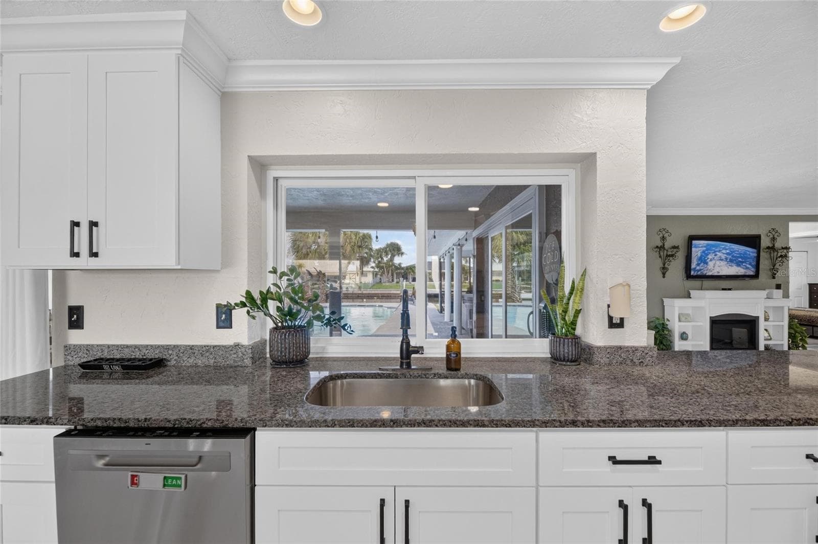 Single Family Residence at 6314 WISTERIA LN, APOLLO BEACH, photo 18 of 59