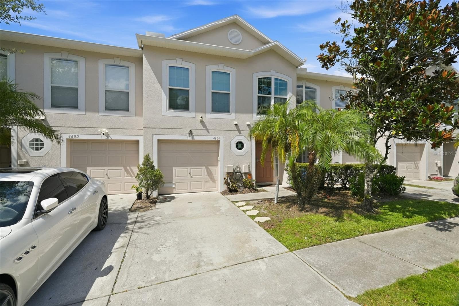 4604 ASHBURN SQUARE DR