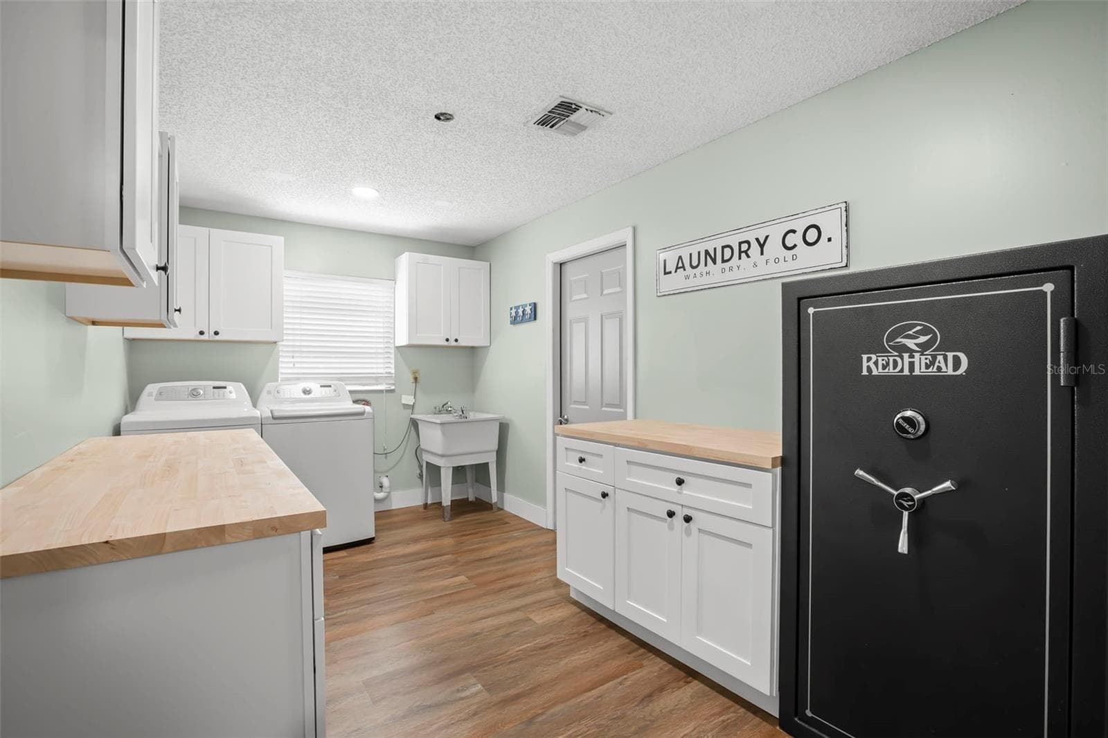Laundry Room - 1419 INDIAN TRL S, PALM HARBOR