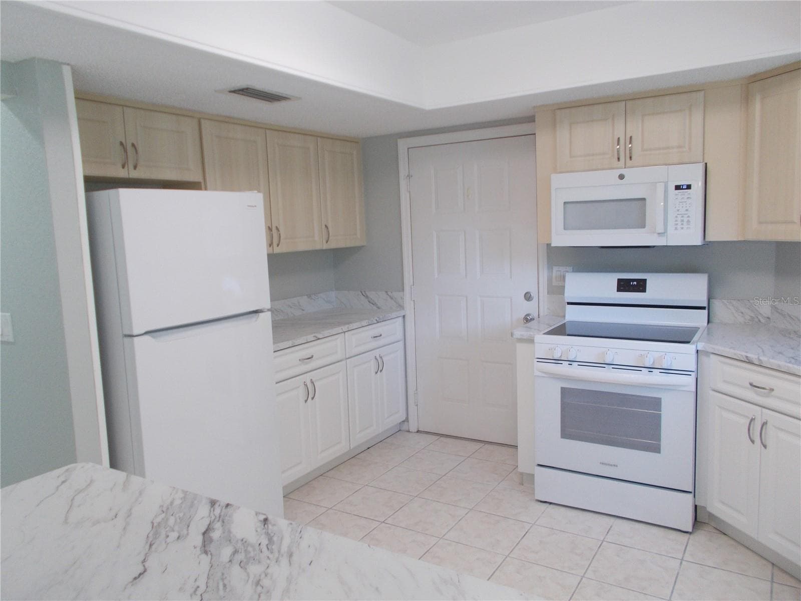 Single Family Residence at 10918 SW 82ND TER, OCALA, photo 9 of 25