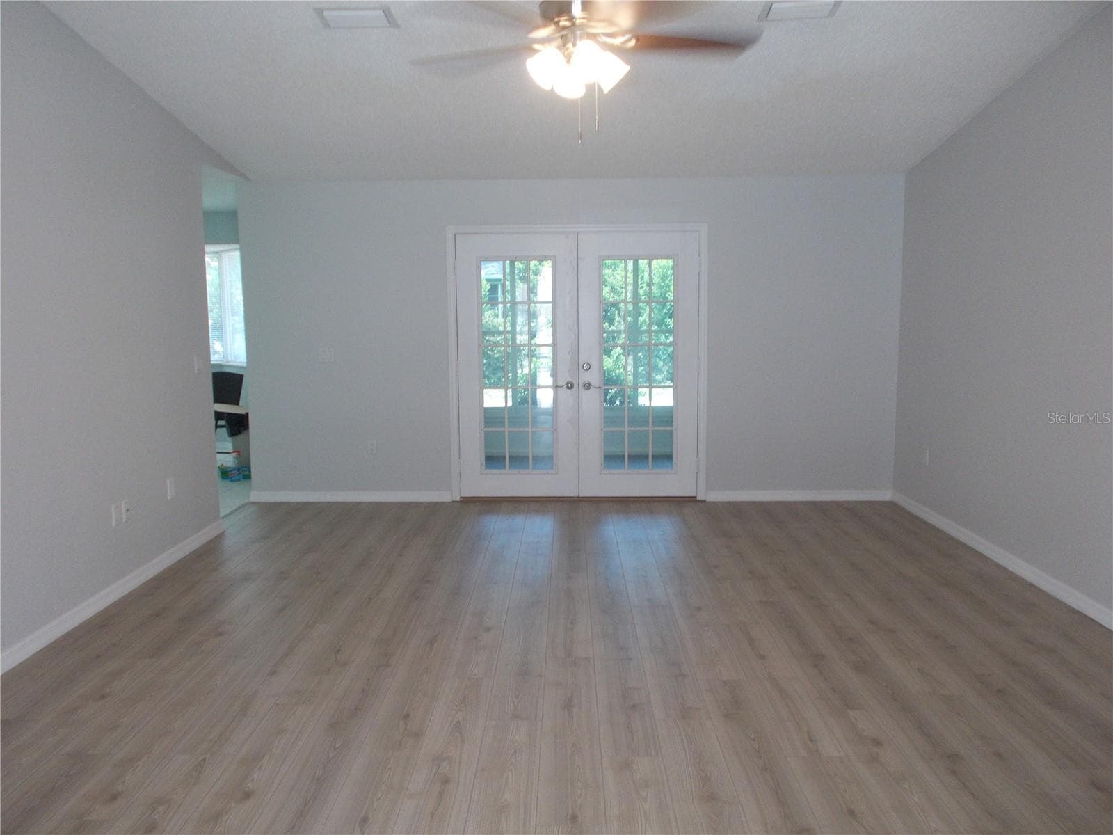 Living room - 10918 SW 82ND TER, OCALA