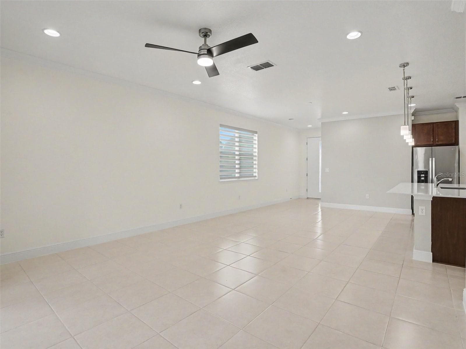 Single Family Residence at 3128 SONGBIRD CIR, HARMONY, photo 9 of 46