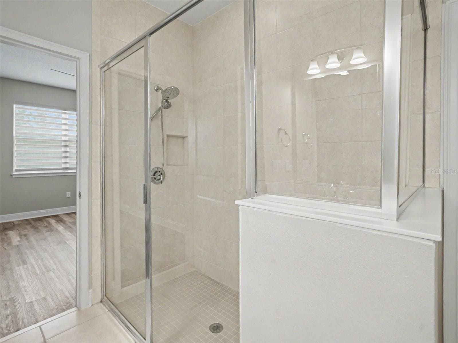 Single Family Residence at 3128 SONGBIRD CIR, HARMONY, photo 19 of 46