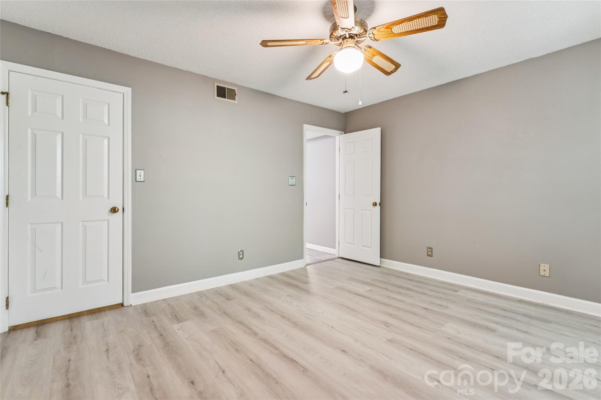 Condominium at 7407 Ashfield Court, Charlotte, photo 18 of 30
