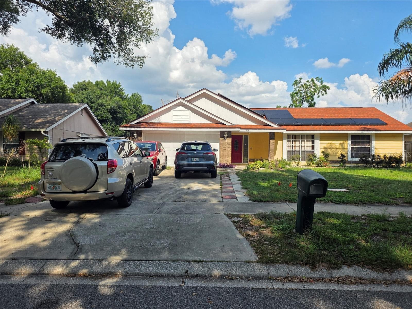 1419 CARRIAGE OAK CT