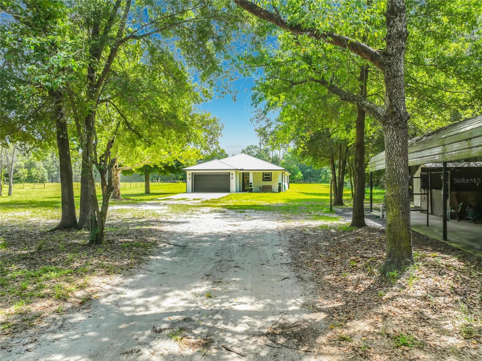 Single Family Residence at 34814 WILLIAM LN, EUSTIS, photo 2 of 73