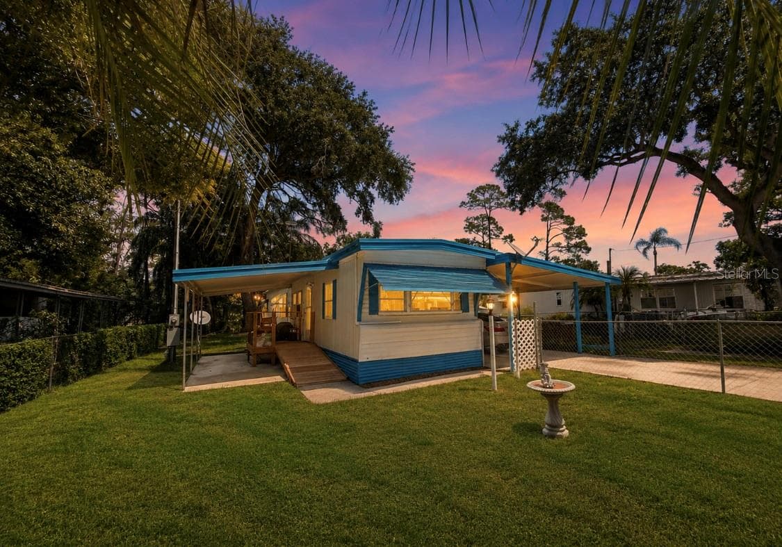 15423 SANTA FE TRL