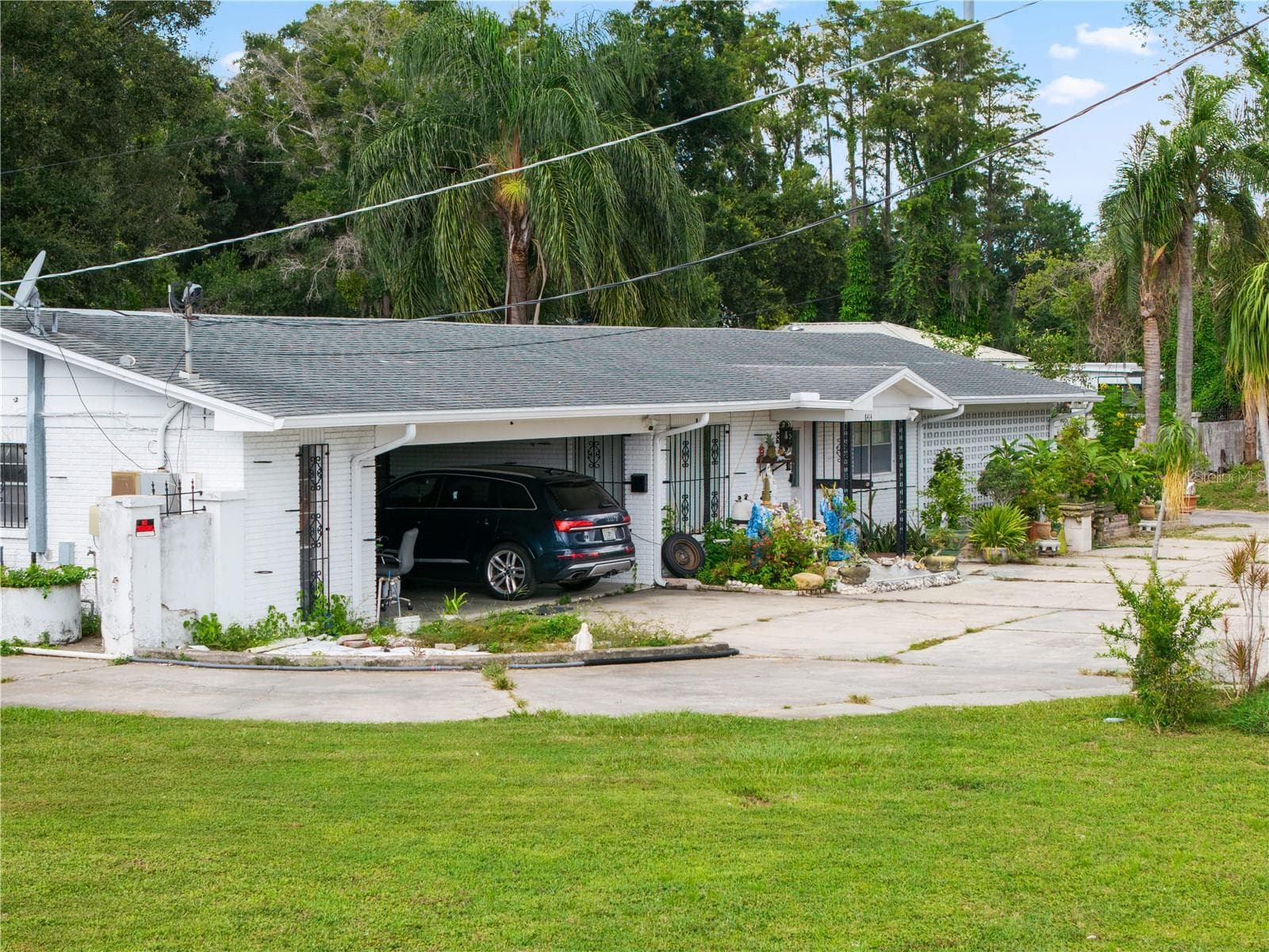 Quadruplex at 8414 N GRADY AVE, TAMPA, photo 3 of 56