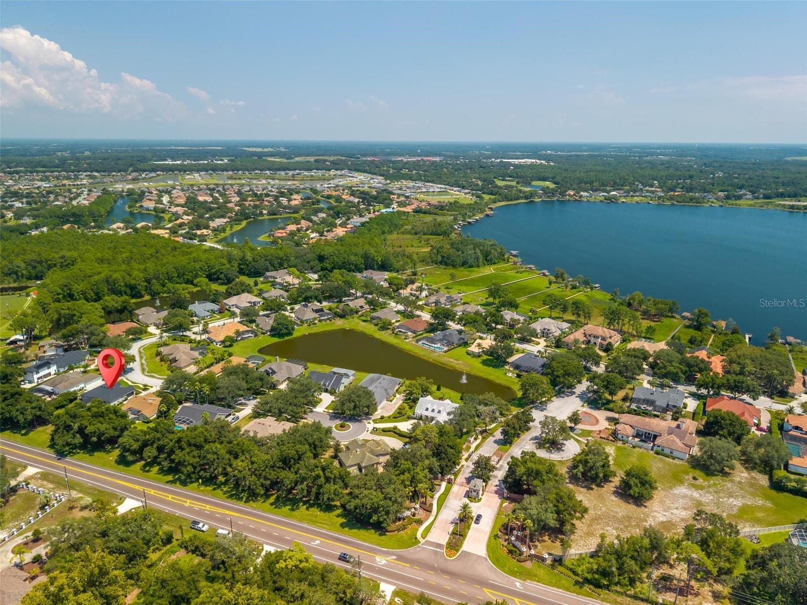 Single Family Residence at 1070 CEASARS CT, MOUNT DORA, photo 5 of 100