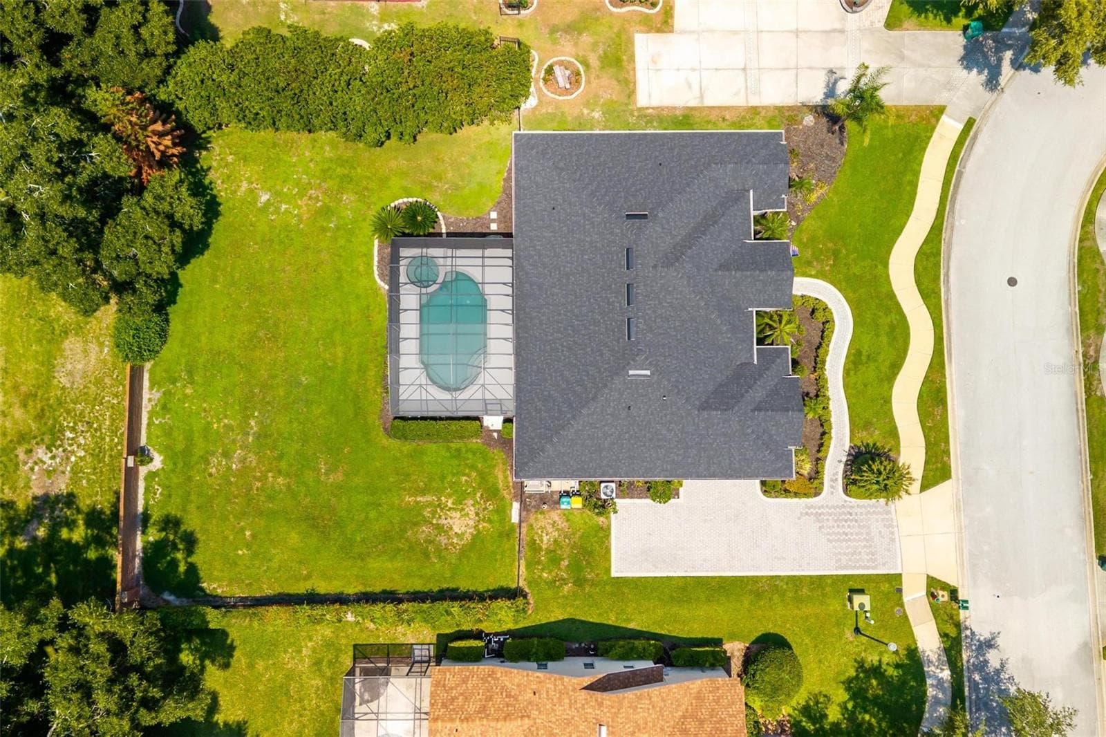Single Family Residence at 1070 CEASARS CT, MOUNT DORA, photo 11 of 100