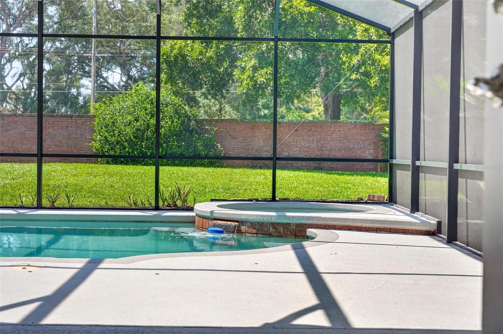 Single Family Residence at 1070 CEASARS CT, MOUNT DORA, photo 25 of 100