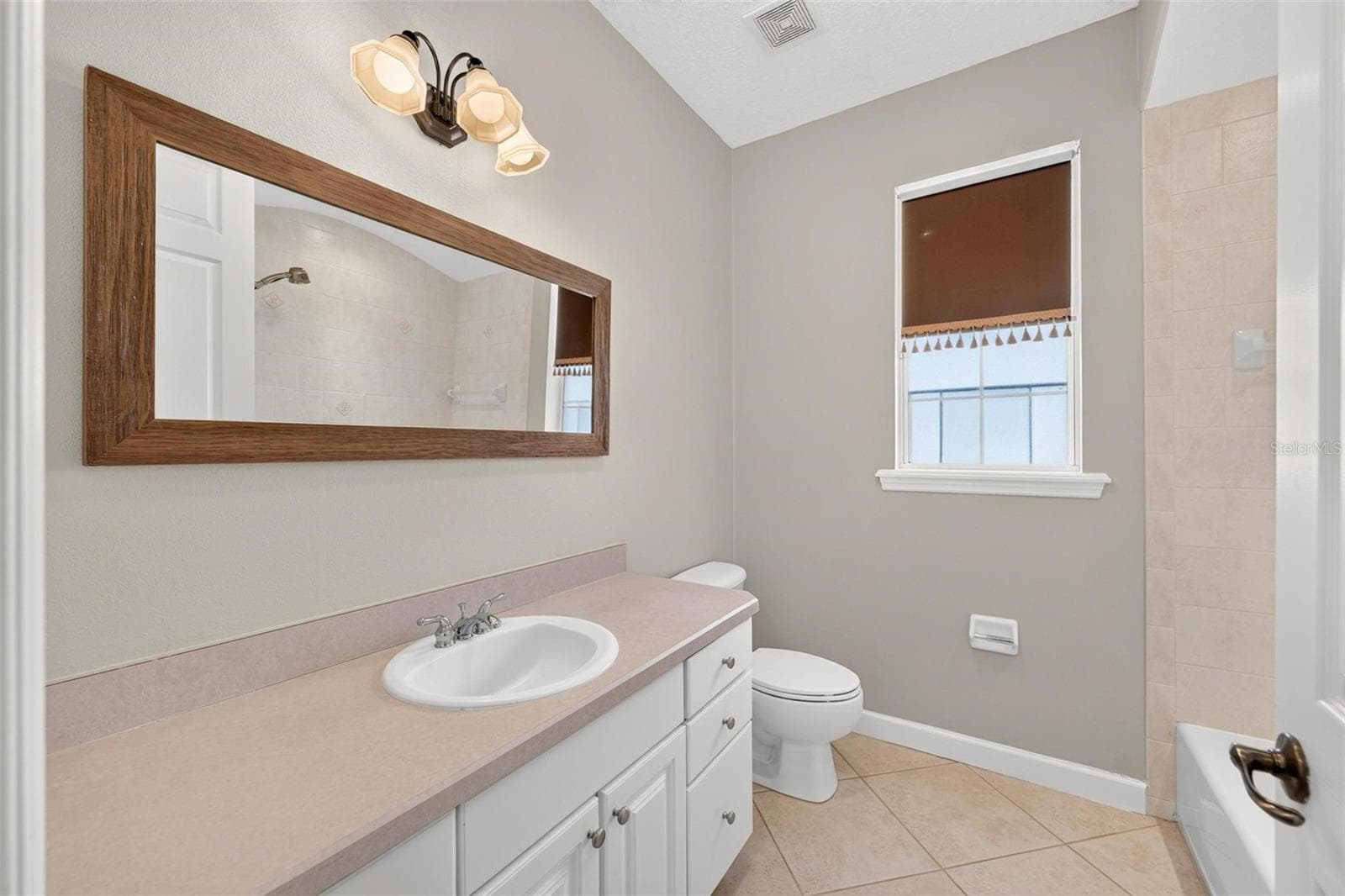 Single Family Residence at 1070 CEASARS CT, MOUNT DORA, photo 31 of 100