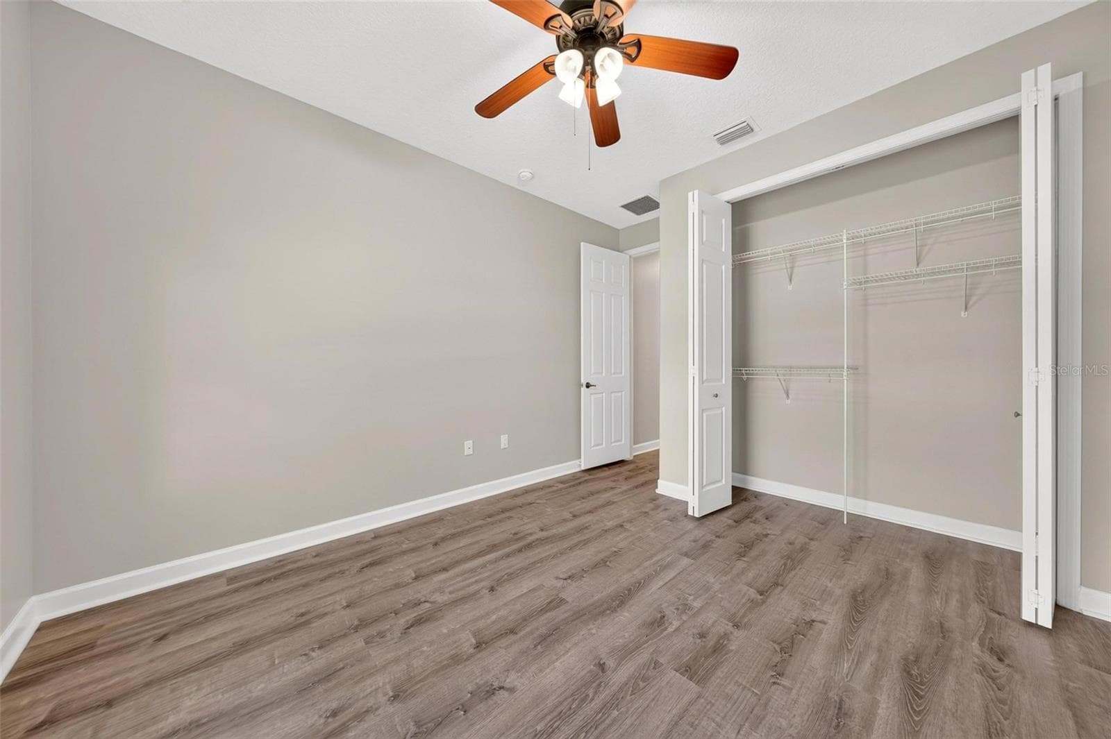 Single Family Residence at 1070 CEASARS CT, MOUNT DORA, photo 33 of 100