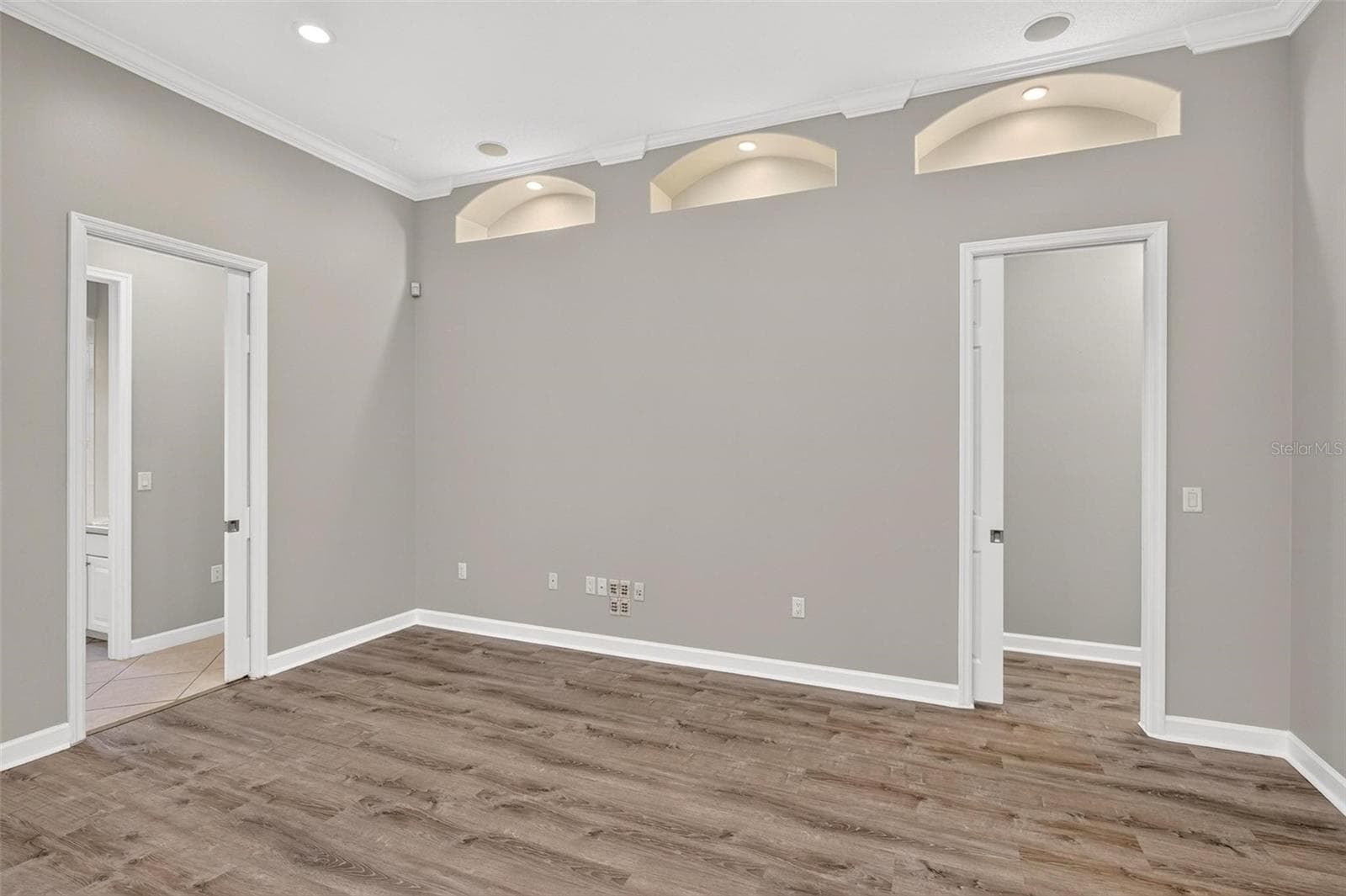 Single Family Residence at 1070 CEASARS CT, MOUNT DORA, photo 73 of 100
