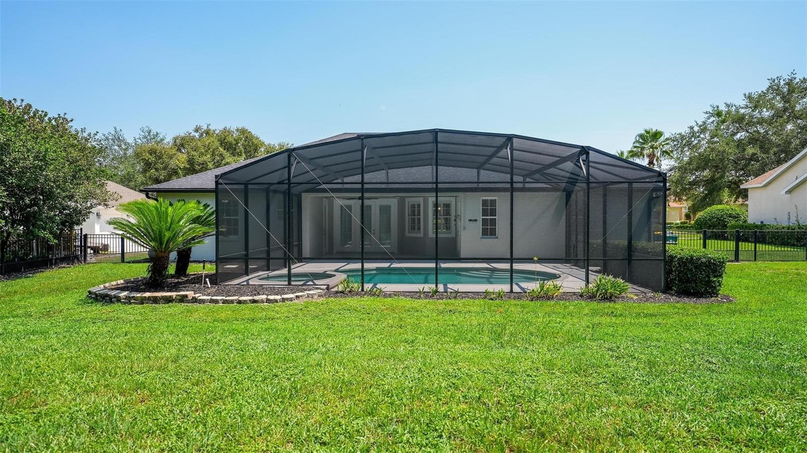 Single Family Residence at 1070 CEASARS CT, MOUNT DORA, photo 92 of 100