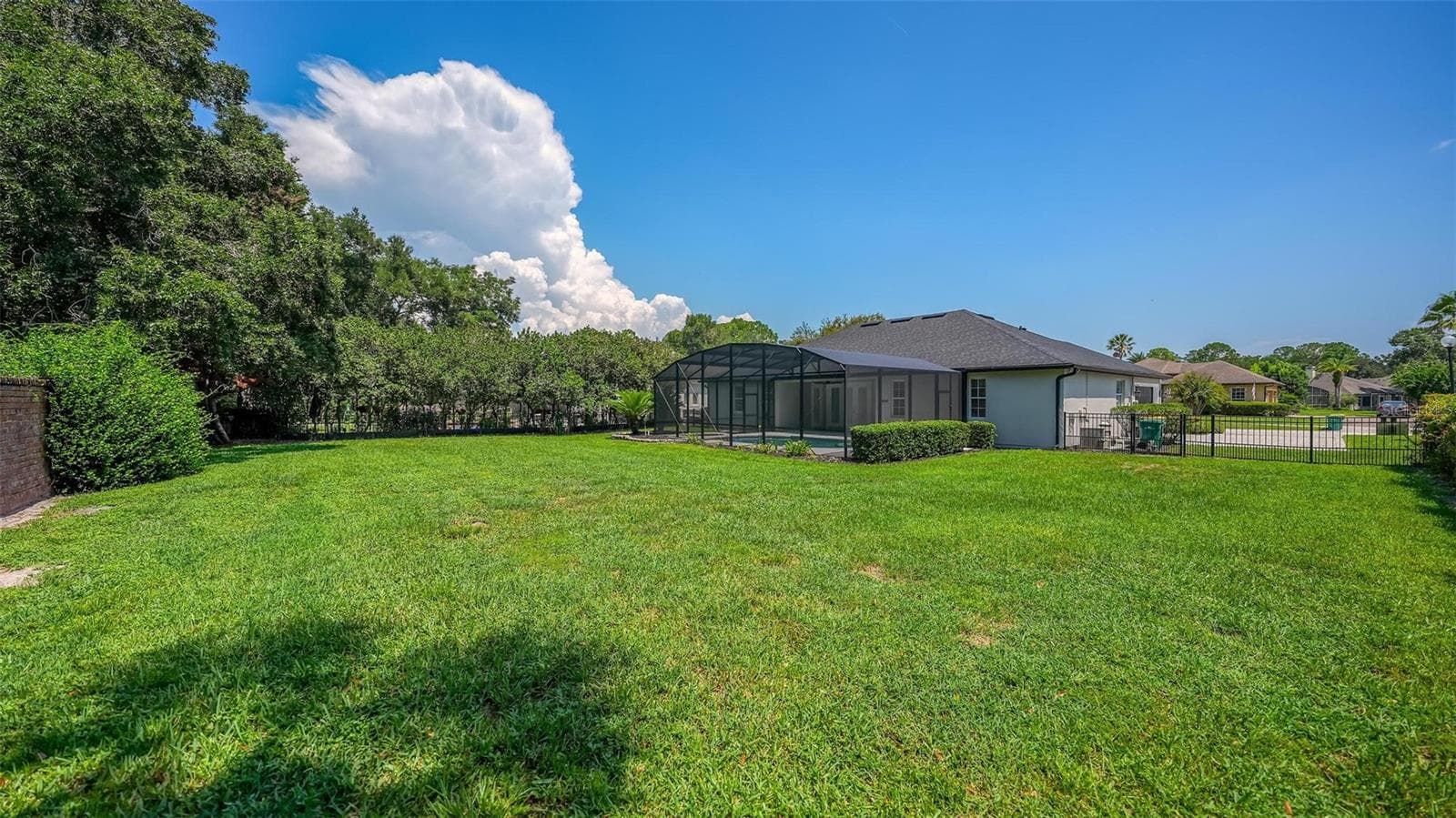 Single Family Residence at 1070 CEASARS CT, MOUNT DORA, photo 93 of 100