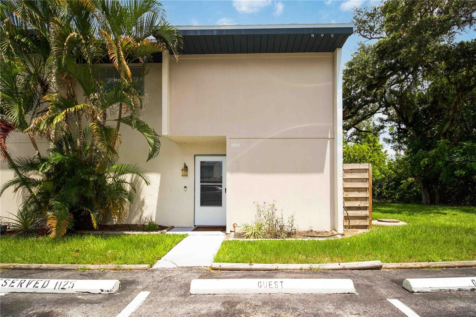 Condominium at 1125 LONGFELLOW WAY #125-B, SARASOTA, photo 2 of 31