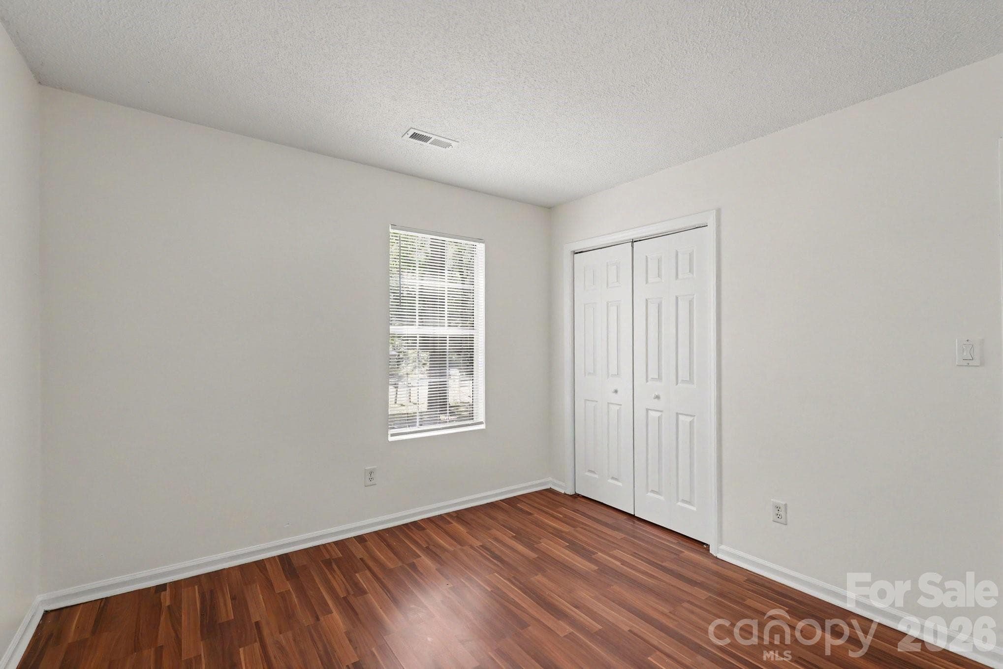 Single Family Residence at 2208 Pinebrook Circle, Charlotte, photo 22 of 43