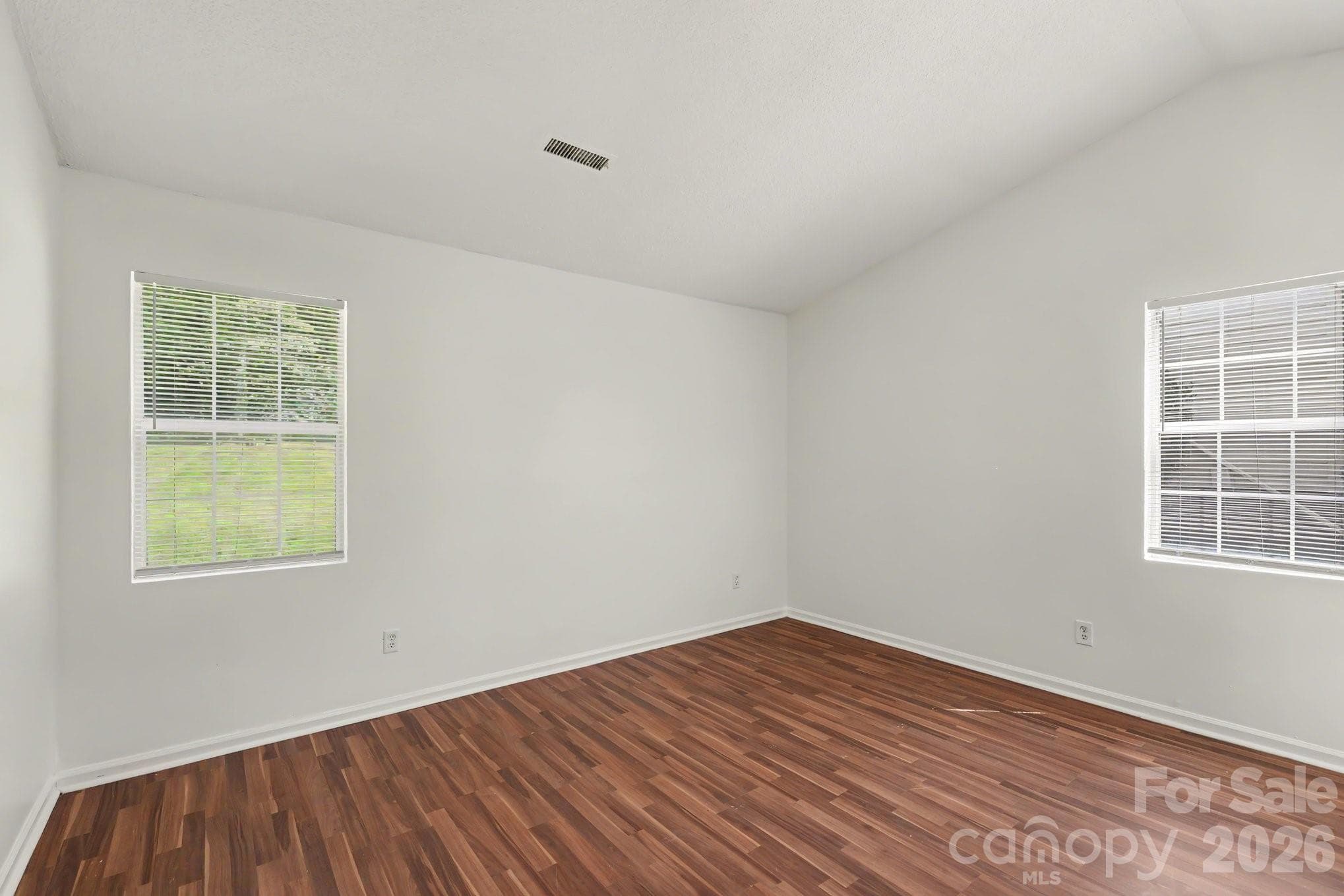 Single Family Residence at 2208 Pinebrook Circle, Charlotte, photo 24 of 43
