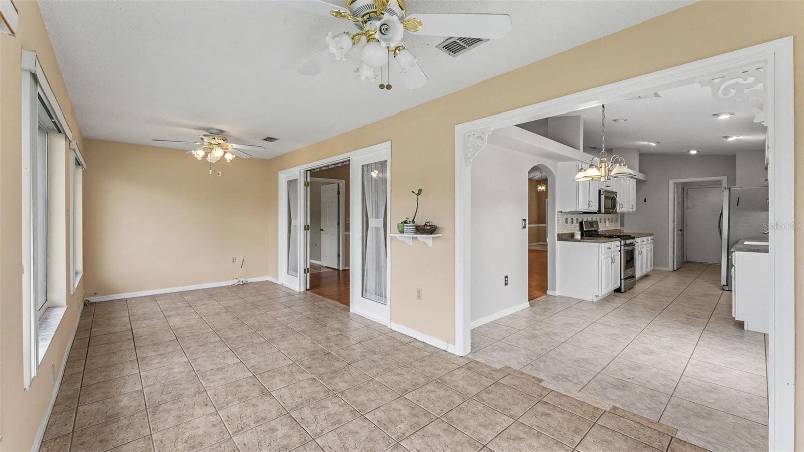 Single Family Residence at 2191 SILVER RE DR, LAKELAND, photo 34 of 55