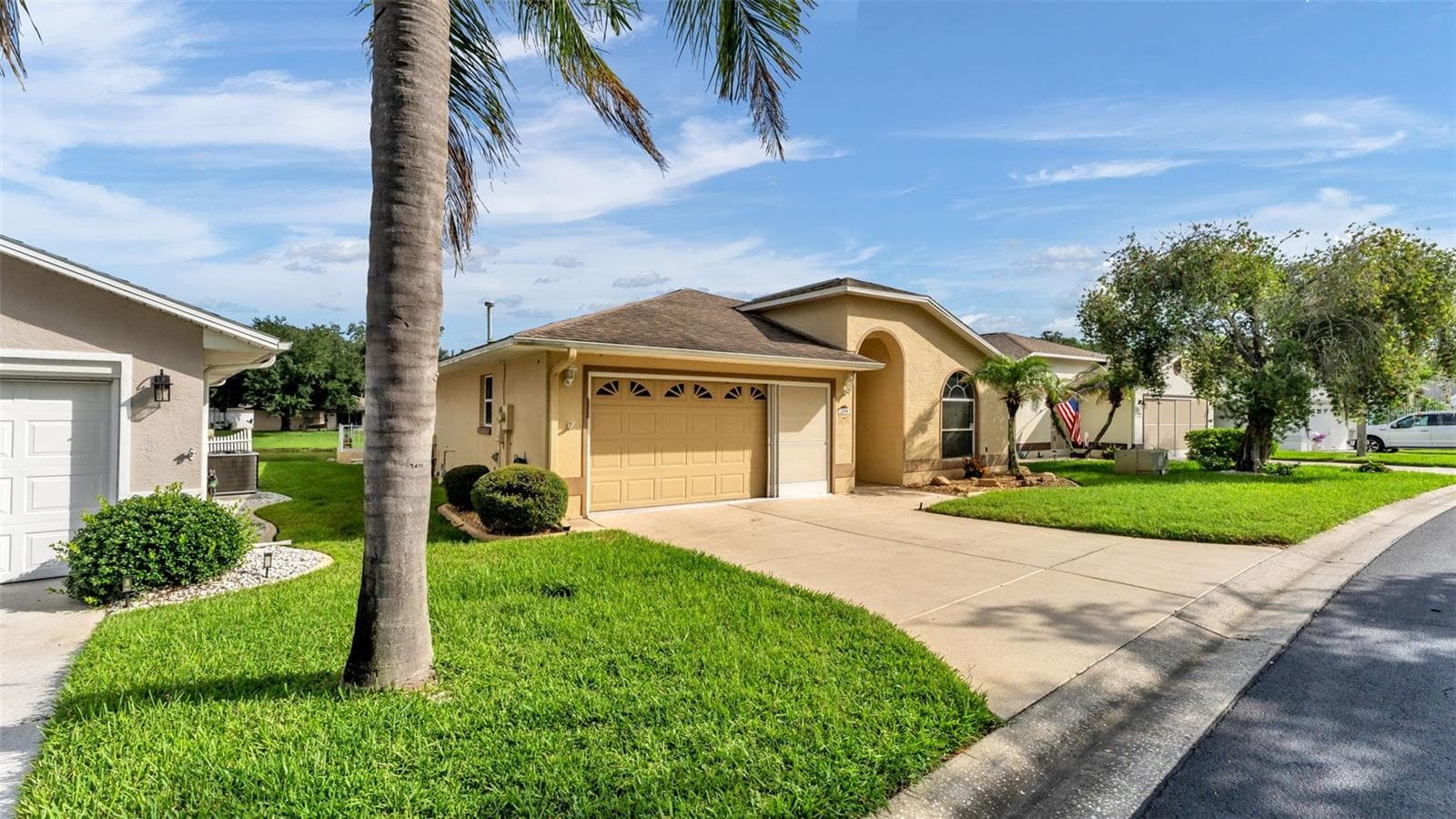 Single Family Residence at 2191 SILVER RE DR, LAKELAND, photo 37 of 55