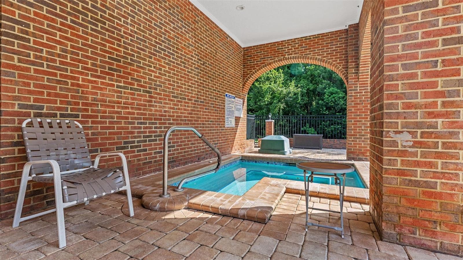 Club house spa - 2191 SILVER RE DR, LAKELAND