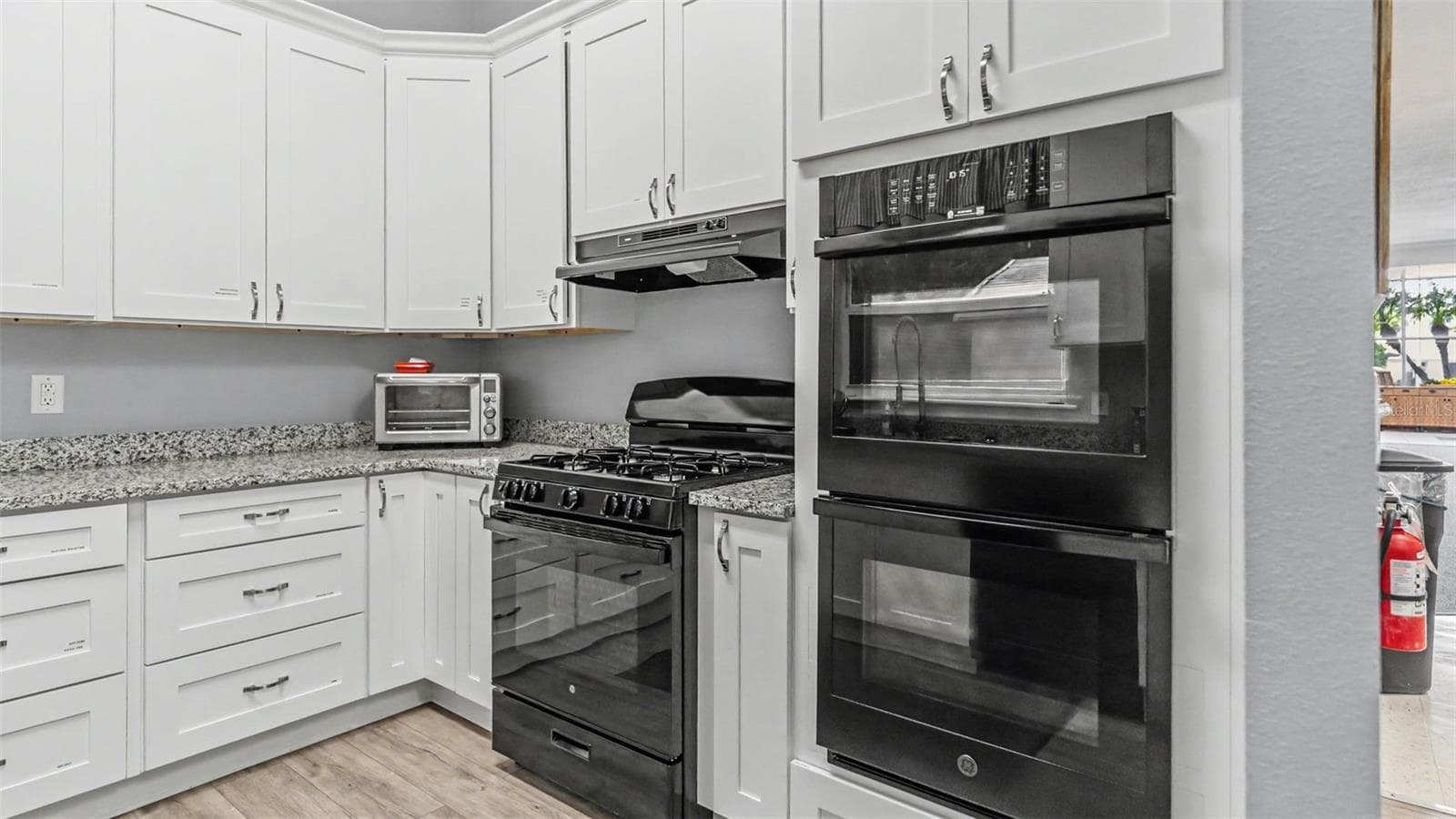 Club House kitchen - 2191 SILVER RE DR, LAKELAND